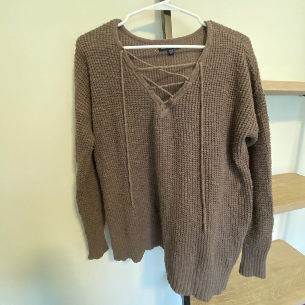 American Eagle sweater